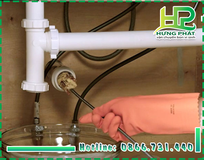 C&aacute;c c&aacute;ch xử l&yacute; bồn rửa ch&eacute;n kh&ocirc;ng r&uacute;t nước hiệu quả