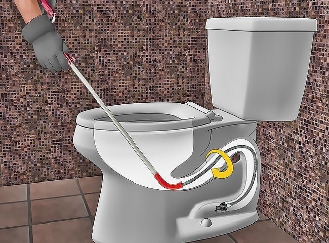 Bồn cầu bốc mùi do nước trong ống P-trap